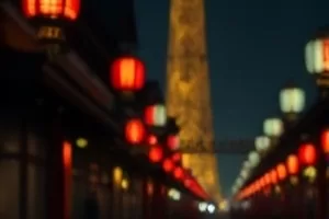 《回声走廊》老式公寓长走廊尽头的一束光